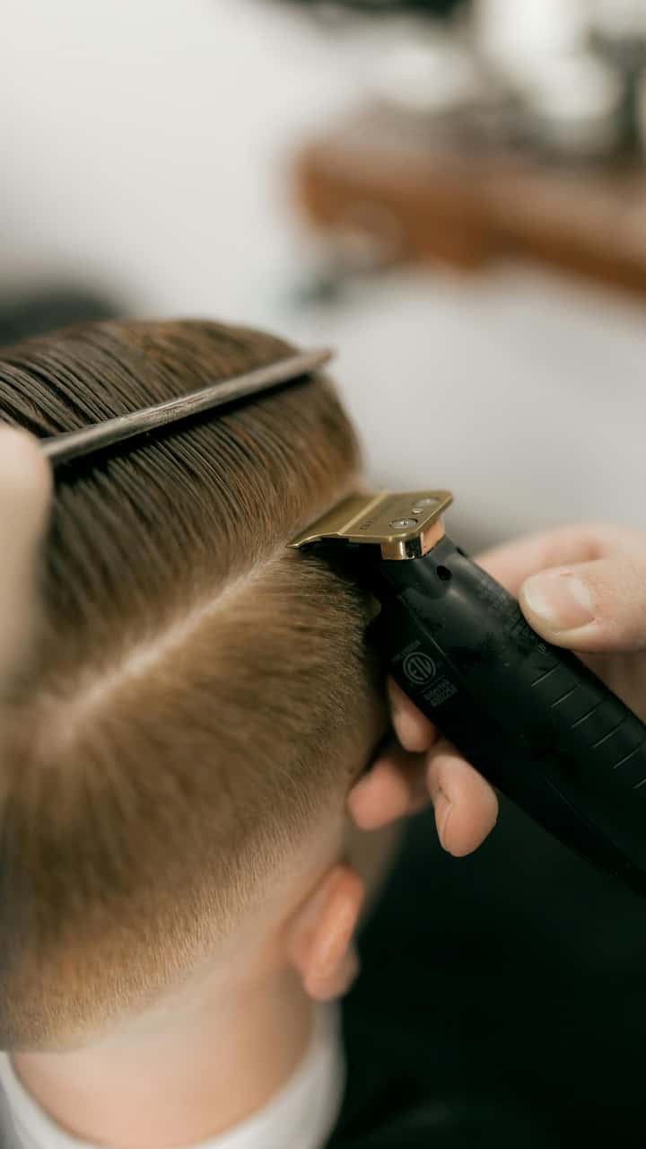 HypeCuts "Barber + Shop" portrait